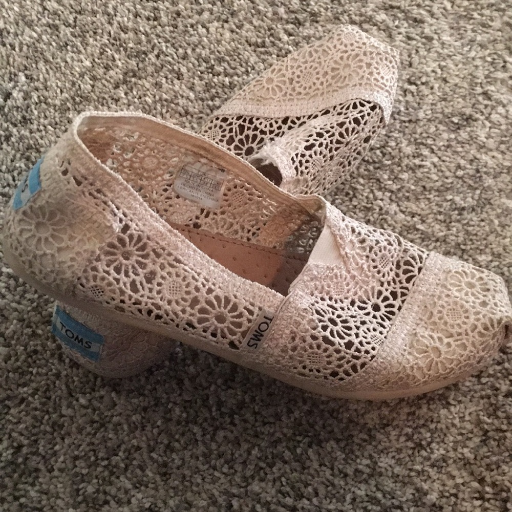 TOMS